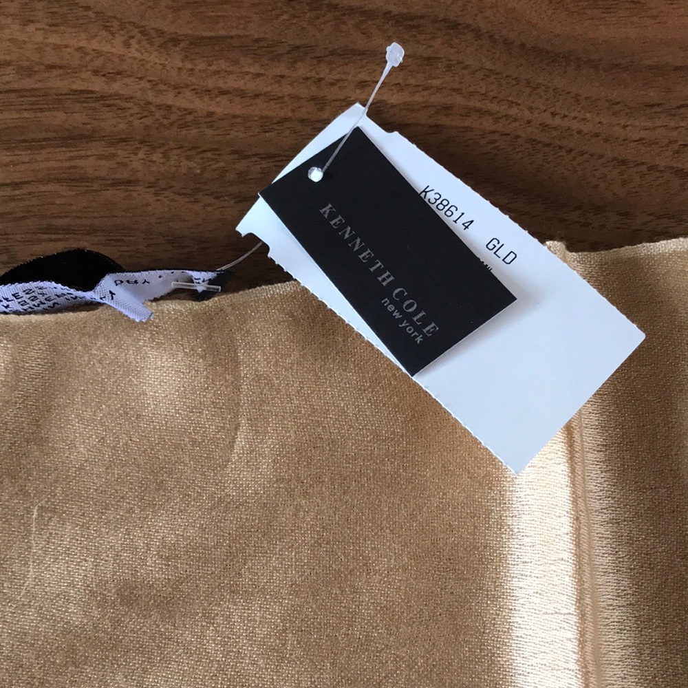 NWT Pashmina by Kenneth Cole - Picture 8 of 8